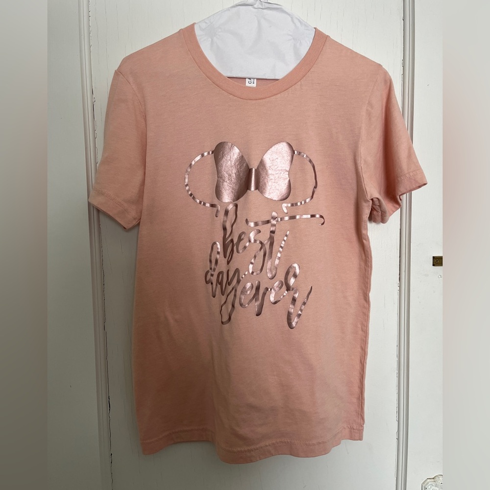 Minnie Mouse T-shirt, peach with gold print, “Best Day Ever”, S